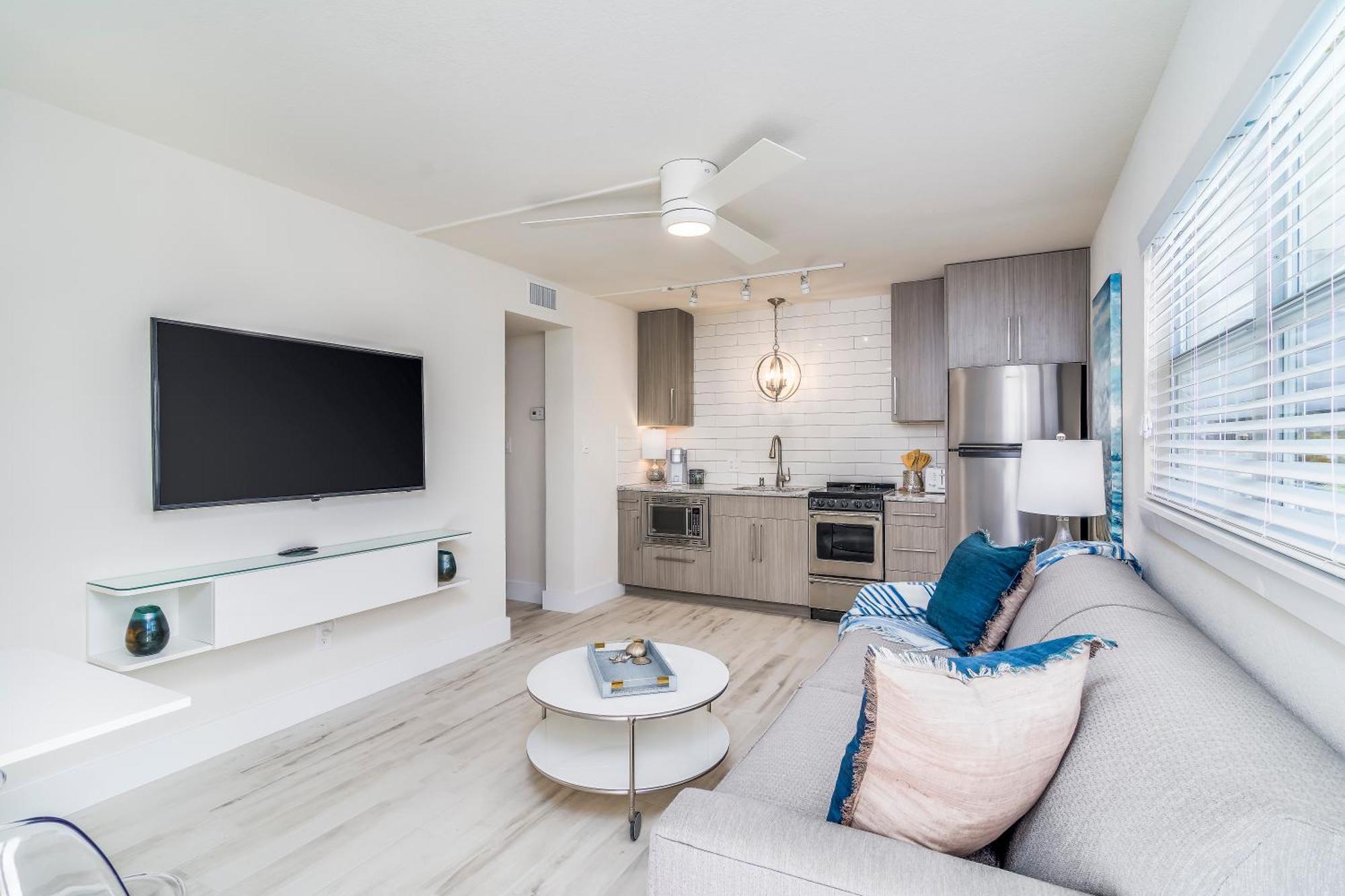 Boutique Vacation Rental Complex At Beach Какао-Бич Экстерьер фото