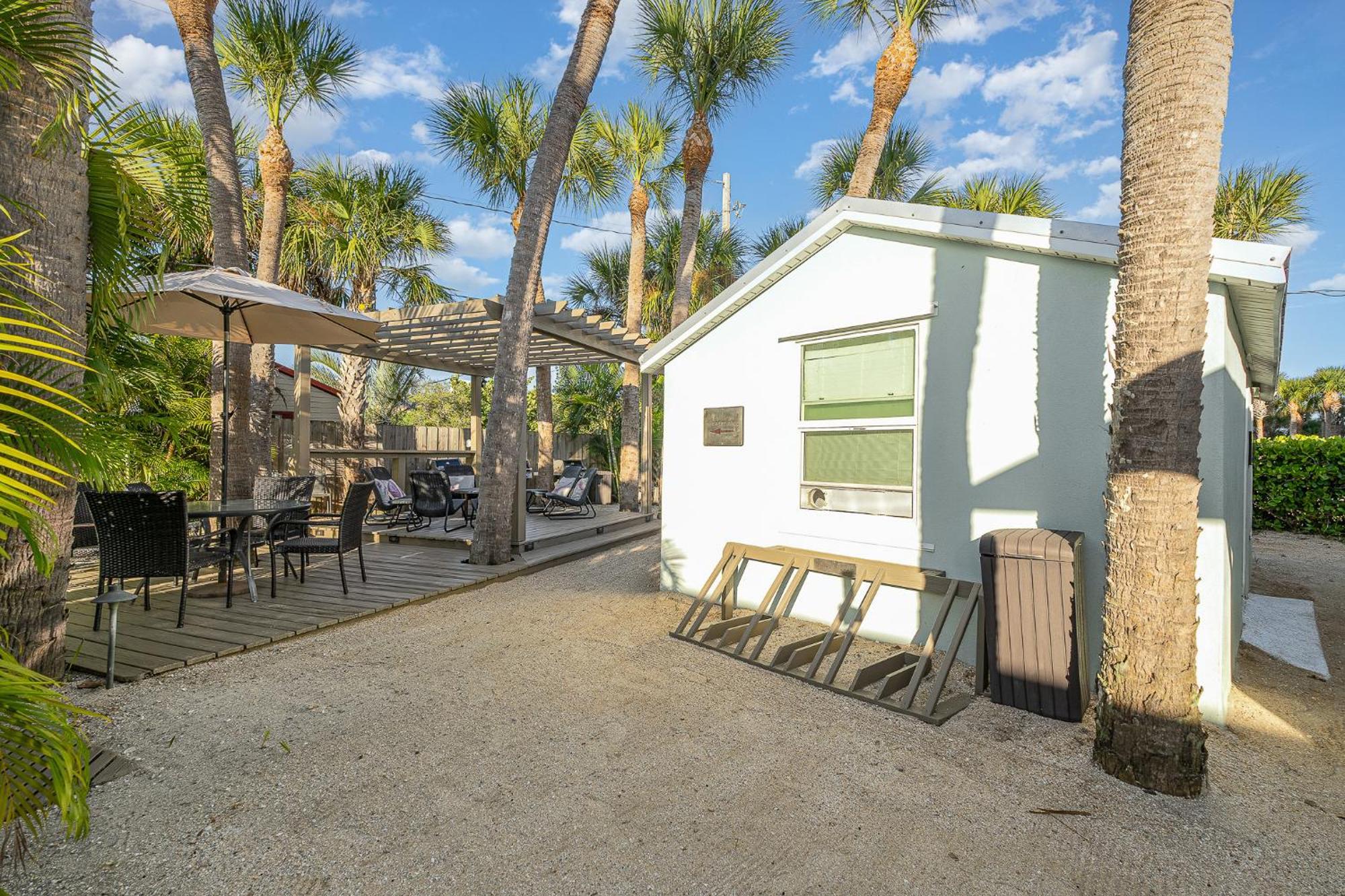 Boutique Vacation Rental Complex At Beach Какао-Бич Экстерьер фото