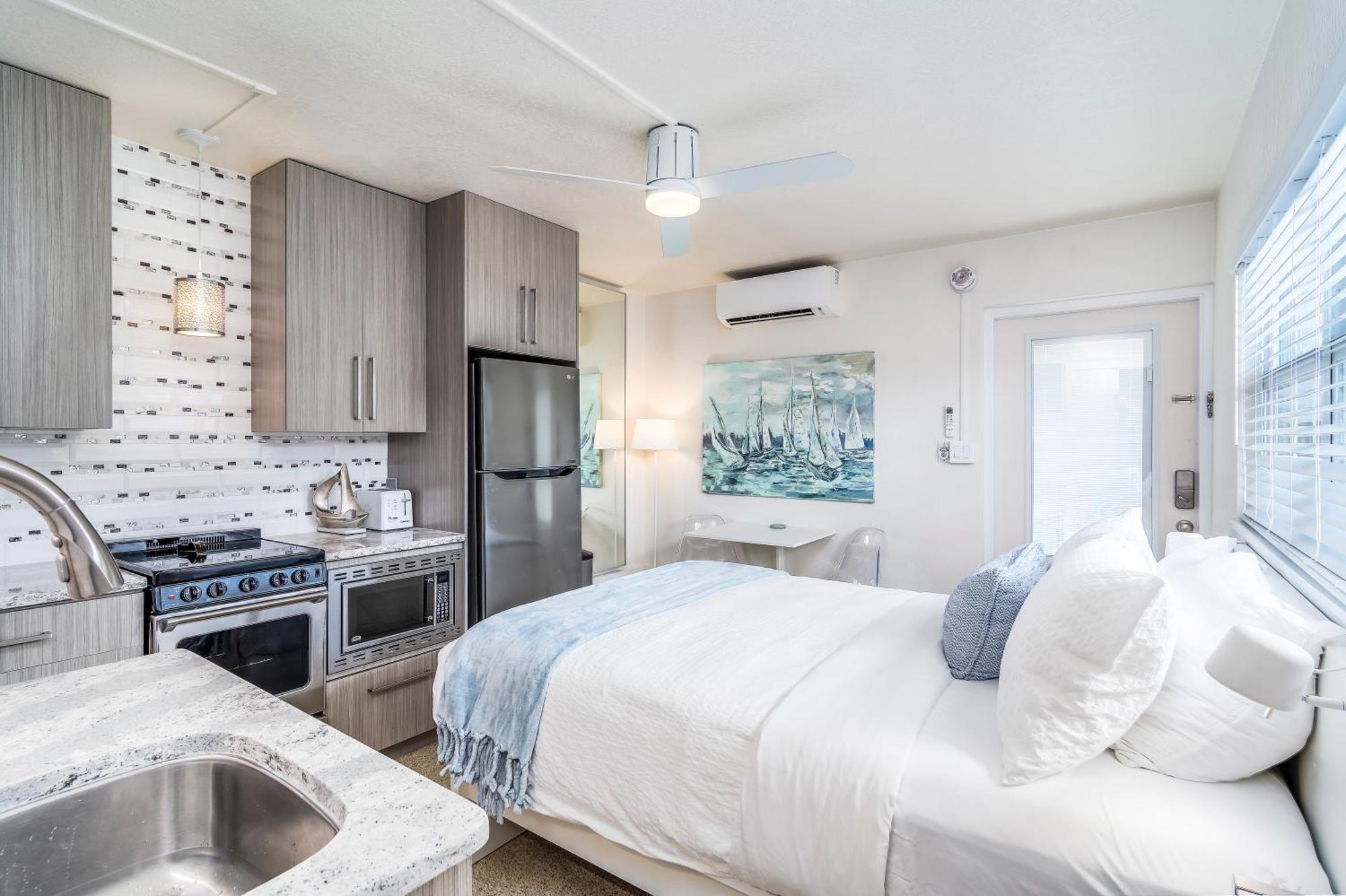 Boutique Vacation Rental Complex At Beach Какао-Бич Экстерьер фото